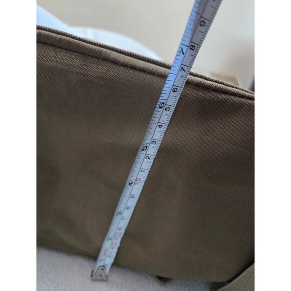 Tommy Bahama Convertible Army Green Backpack Laptop Bag Military Carry On - Picture 11 of 11